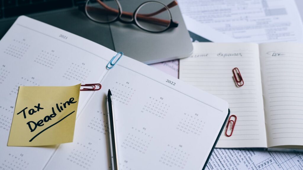 Working in Kyrgyzstan: A Practical Visa Guide for South Asian Workers Planner with sticky note — practical Kyrgyzstan work visa guide for South Asian workers
